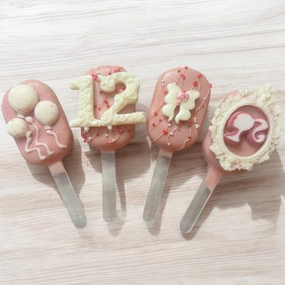 Barbie-themed cakesicles