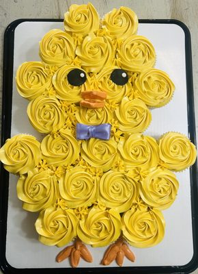 Chick cupcake pull-apart cake